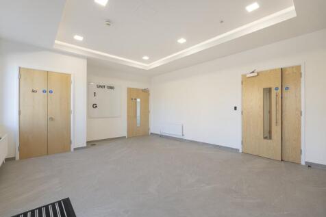 IW1104251380GFCA155.jpg