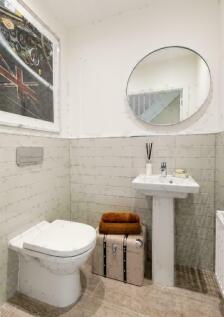 Downstairs WC 