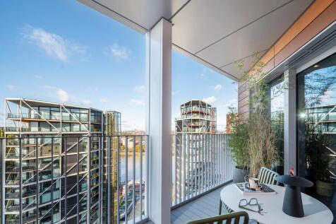 Experience urban living with breathtaking views and a stylish balcony retreat.