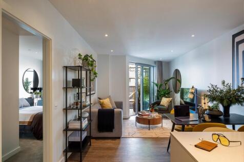 Experience modern comfort and style in this beautifully designed open-plan apartment with a touch of nature.