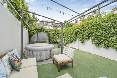 Property Image 9