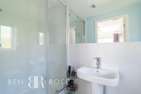 Bedroom Two Ensuite