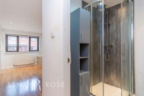 Master Ensuite