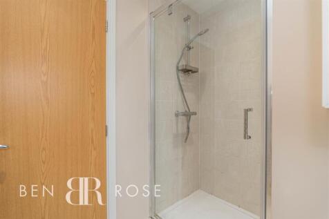 Master Ensuite