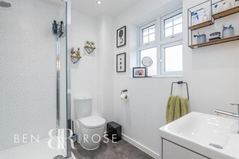 Master Ensuite