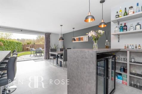 Kitchen/Dining/Breakfast Room