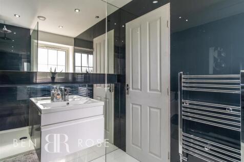 Master Ensuite