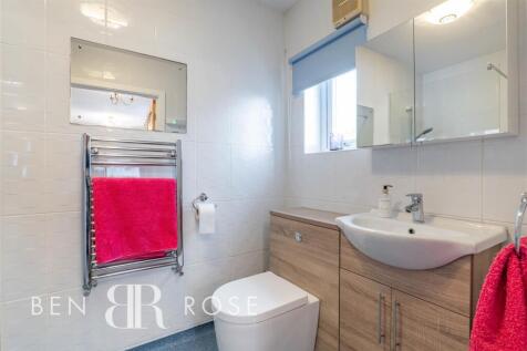 Bedroom Two Ensuite