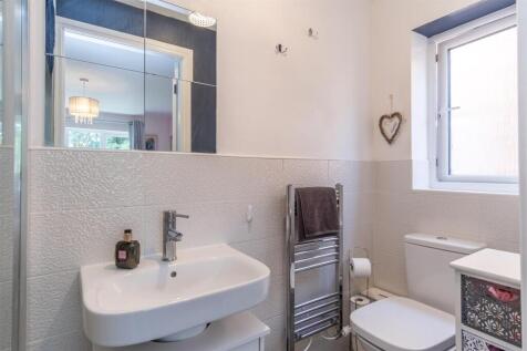 Master Ensuite