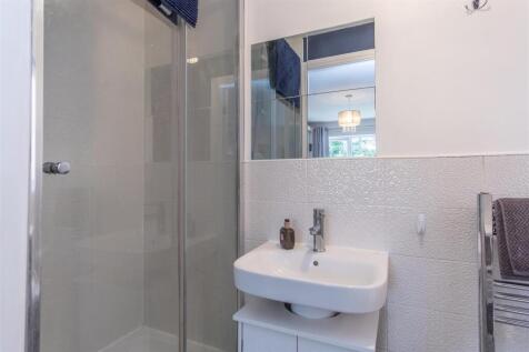 Master Ensuite