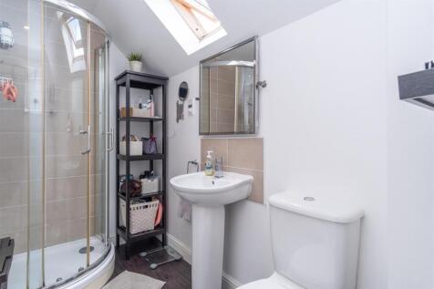 Master Ensuite