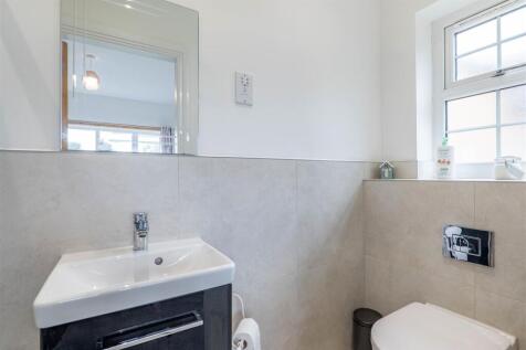 Master Bedroom Ensuite
