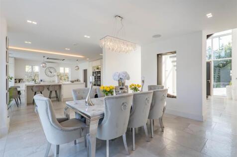 Reception Hall/Dining Room