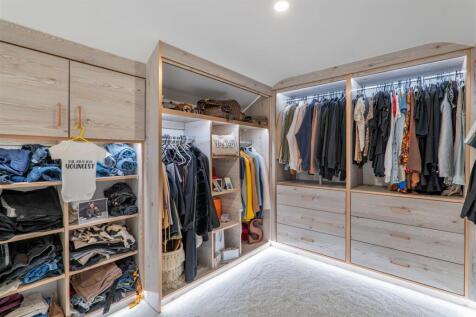 Master Bedroom Dressing Room