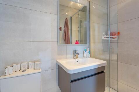 Bedroom Two Ensuite