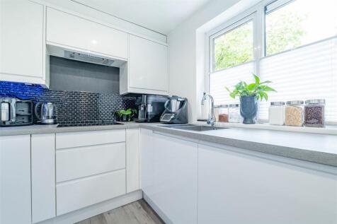 Lounge/Dining/Kitchen