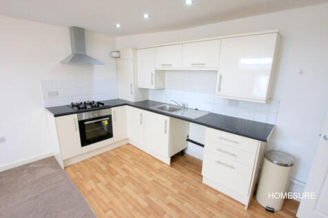 5 Bentley Court -...