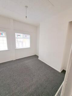 Bedroom 1 (photo ...