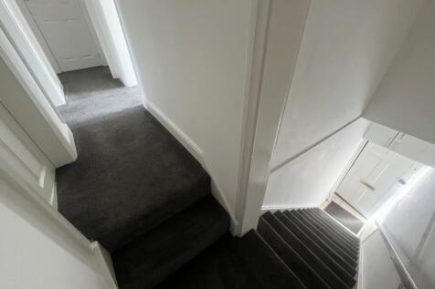 Hall/Stairs/Landi...