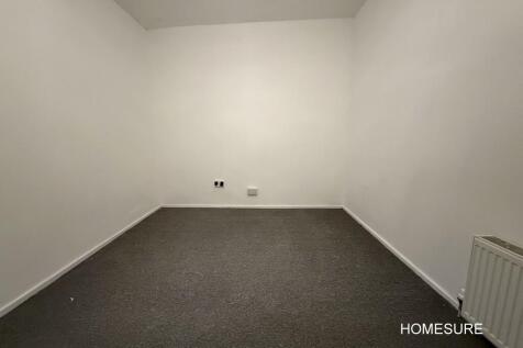 3 Ireton  Bedroom...