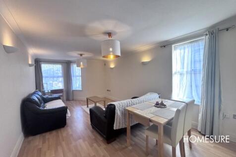 OPEN PLAN LIVING ...