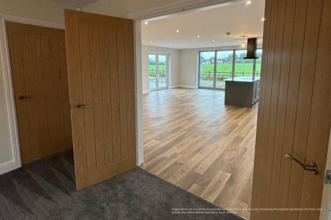Lounge to Kitchen