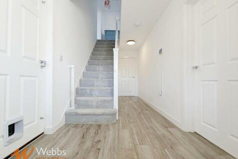 Hallway 1.jpg