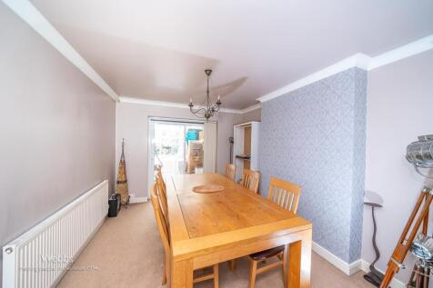 © Webbs Estate Agents © (3 of 4).jpg