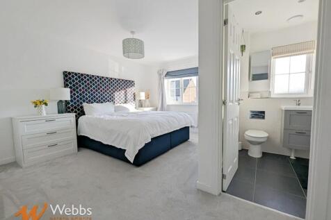Bedroom One 1.jpg