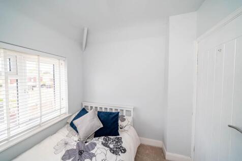 Webbs Estate Agents-19.jpg