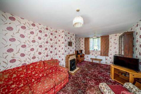 Webbs Estate Agents.jpg