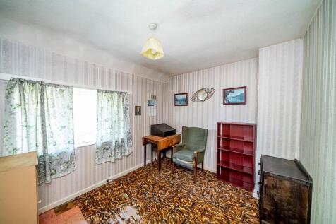 Webbs Estate Agents-16.jpg