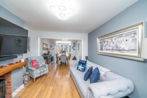 © Webbs Estate Agents © (67 of 133).jpg