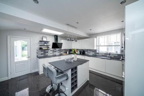 Webbs Estate Agents-5.jpg