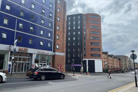 Blackfriars Road  newly painted 1.jpg