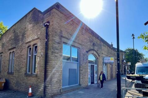 Frontage  Pudsey.jpg