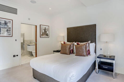 Screenshot 2025-1...