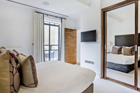 Screenshot 2025-1...