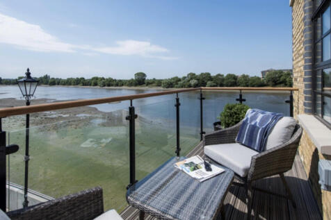 Screenshot 2025-1...