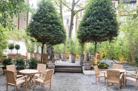 Screenshot 2025-1...