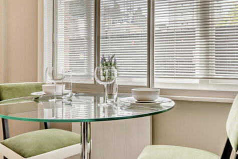 Screenshot 2025-1...