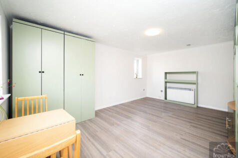 Screenshot 2025-1...