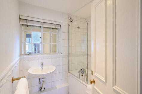 Screenshot 2025-1...