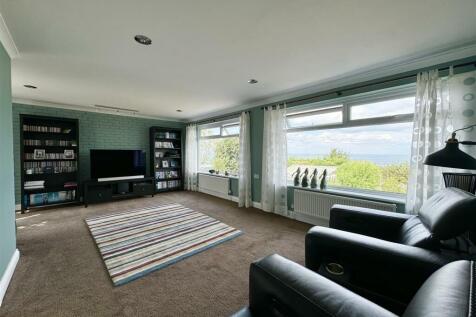 Sitting room/Bedroom 4