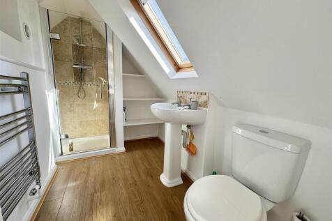 ENSUITE SHOWE ROOM 2