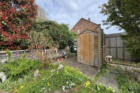 GARDEN SHED