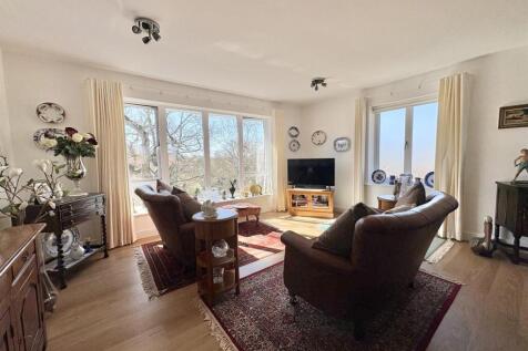 SITTING ROOM 2
