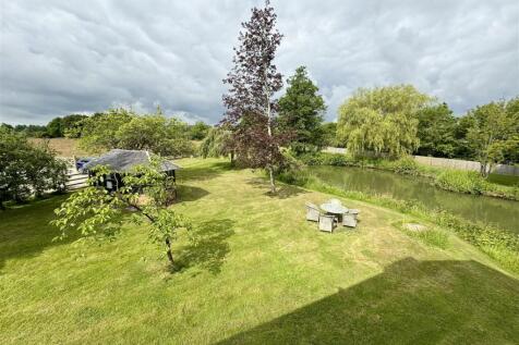 GROUNDS 2