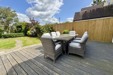DECKING