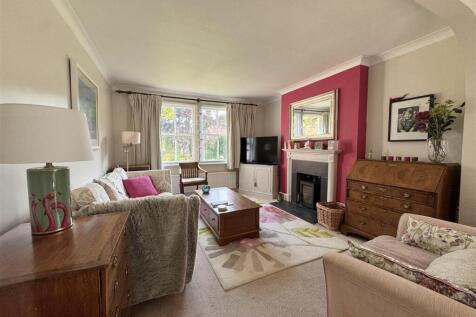 SITTING ROOM 2